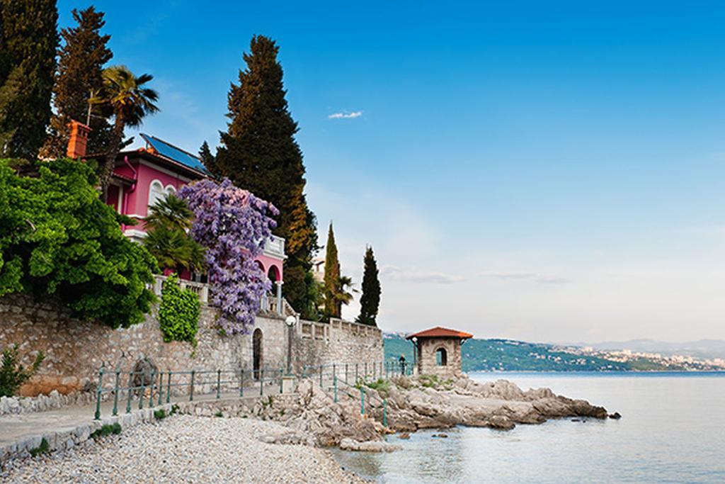 Apartments Camellia & Magnolia Volosko Exterior foto